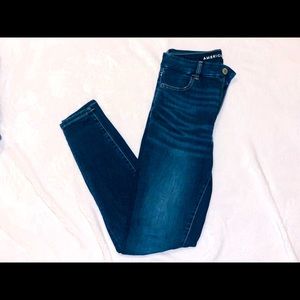 American Eagle Women’s Curvy Hi-Rise Next Level Stretch Jegging